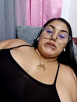 MilaaRooy online show from September 27, 2025, 3:11 am