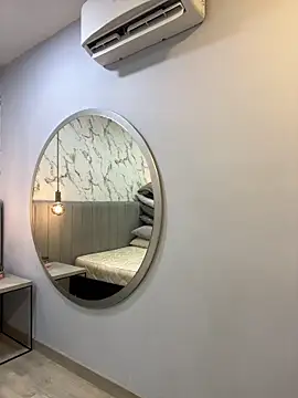 Karlla Brown online show from March 1, 2026, 11:45 am