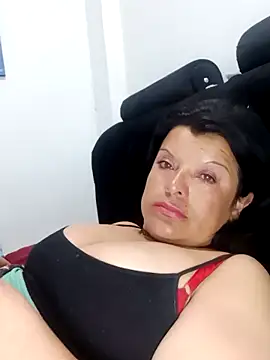 Hanna Kieran online show from September 22, 2025, 4:25 am