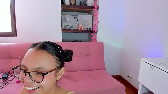 Danesacronin online show from October 20, 2025, 9:15 pm