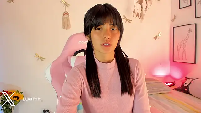 princessluna 19 online show from May 29, 2026, 9:13 pm