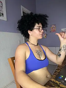 CamillyBlum online show from October 18, 2025, 9:59 pm