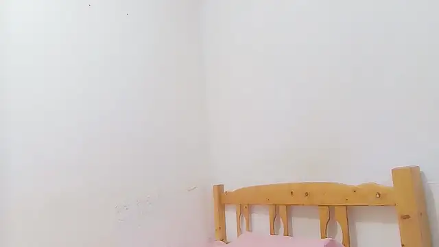 Snapshot of yueeraijj88 chatting on November 30, 2025, 5:44 am yueeraijj88 online show from November 30, 2025, 5:44 am