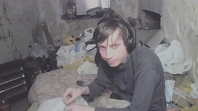 makarov1993 online show from May 26, 2026, 10:28 pm