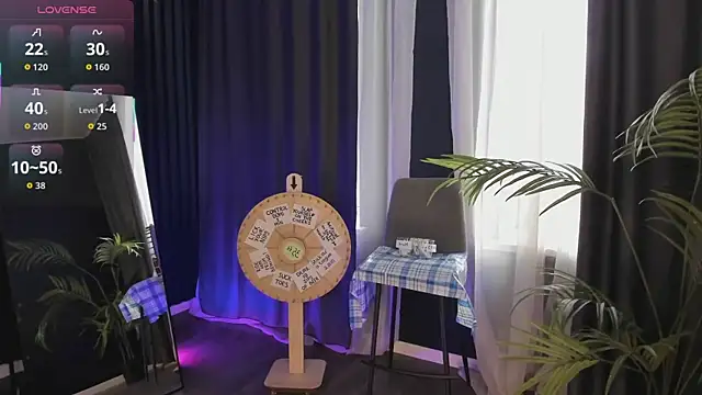 chloe dreammm online show from October 3, 2025, 12:46 pm