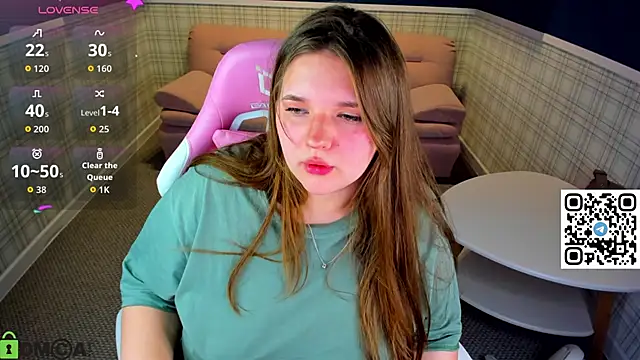 Chloee White online show from October 4, 2025, 12:41 am