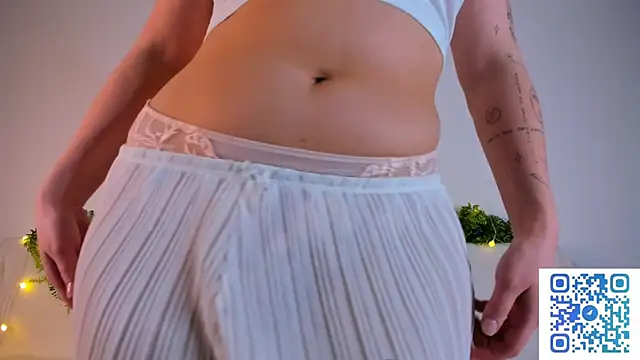 Snapshot of girlllsooft chatting on October 22, 2025, 1:55 pm girlllsooft online show from October 22, 2025, 1:55 pm