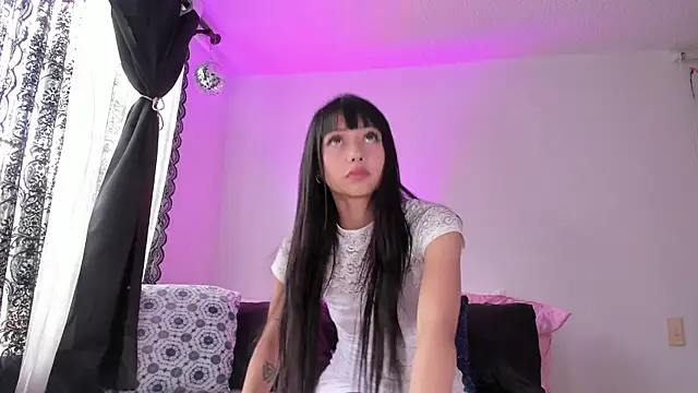 Snapshot of Londonttipton chatting on September 25, 2025, 6:00 pm Londonttipton online show from September 25, 2025, 6:00 pm