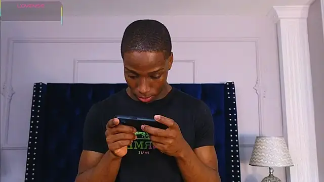 CharlesBrown  online show from April 13, 2026, 3:39 pm