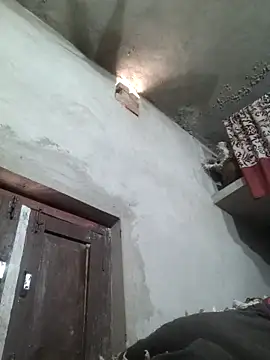 couple 71 online show from February 11, 2026, 7:02 am