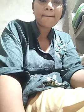 couple 71 online show from July 24, 2026, 5:33 pm