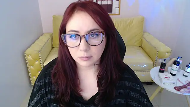 Snapshot of bellatrix_ch chatting on September 28, 2025, 11:37 am bellatrix ch online show from September 28, 2025, 11:37 am