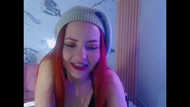 Snapshot of mady0619_ch chatting on October 6, 2025, 10:56 am mady0619 ch online show from October 6, 2025, 10:56 am