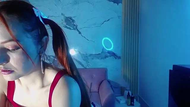 Snapshot of mady0619_ch chatting on October 7, 2025, 10:56 am mady0619 ch online show from October 7, 2025, 10:56 am