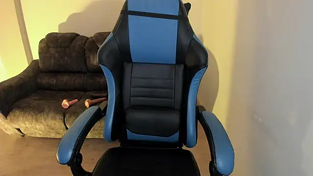 Scarbadgirl  online show from September 9, 2025, 3:50 am