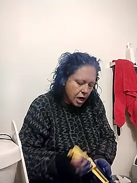 anonymity awaitsxh online show from November 8, 2025, 7:41 am