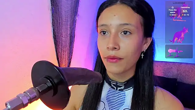 Snapshot of alicemoon__ chatting on October 30, 2025, 10:27 am alicemoon online show from October 30, 2025, 10:27 am