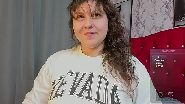 Larissa Antonella online show from November 10, 2025, 3:38 am