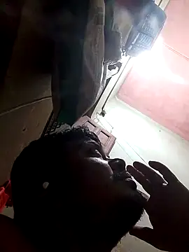 CatchingBouquet online show from October 3, 2025, 2:47 pm