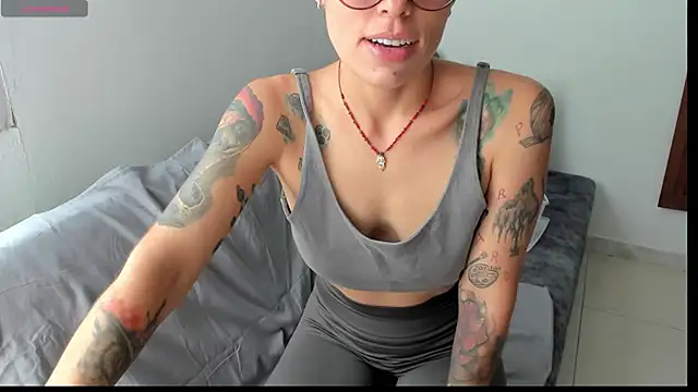 natt op online show from September 22, 2025, 8:11 pm