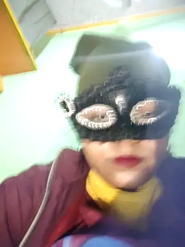 Dassing strip couple online show from December 15, 2025, 11:53 pm