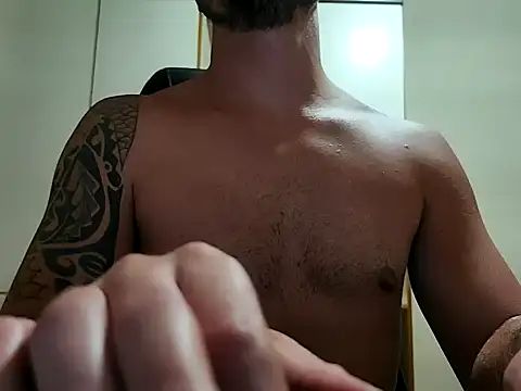 Snapshot of NoaBlaze chatting on March 22, 2026, 2:15 am NoaBlaze online show from March 22, 2026, 2:15 am