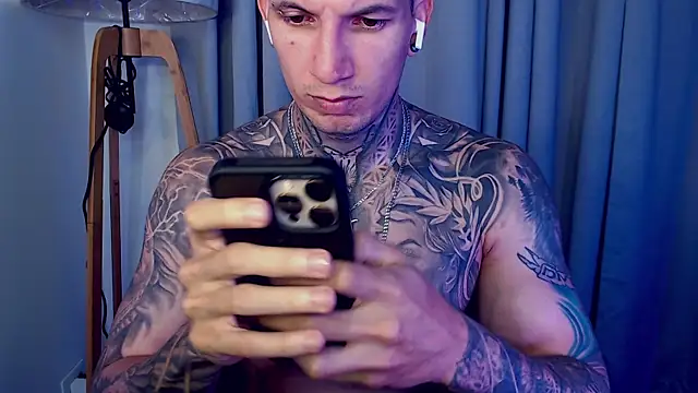 Shane Clay online show from October 13, 2025, 1:55 pm