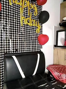 Snapshot of Hiroshi_Shen chatting on October 12, 2025, 11:09 am Hiroshi Shen online show from October 12, 2025, 11:09 am