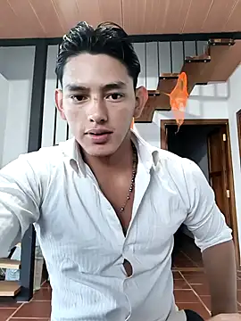 Snapshot of Hiroshi_Shen chatting on November 9, 2025, 10:57 am Hiroshi Shen online show from November 9, 2025, 10:57 am