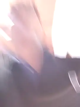 Snapshot of Hiroshi_Shen chatting on November 16, 2025, 10:43 am Hiroshi Shen online show from November 16, 2025, 10:43 am