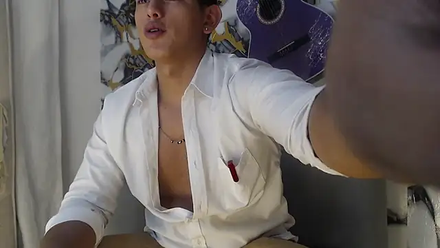 Snapshot of Hiroshi_Shen chatting on May 22, 2026, 3:50 pm Hiroshi Shen online show from May 22, 2026, 3:50 pm