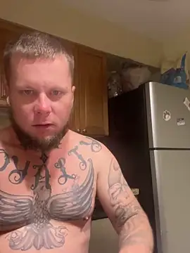 Snapshot of tattedpipeliner chatting on November 3, 2025, 4:47 am tattedpipeliner online show from November 3, 2025, 4:47 am