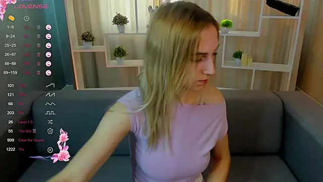 Snapshot of graseflower chatting on April 1, 2026, 1:06 am graseflower online show from April 1, 2026, 1:06 am