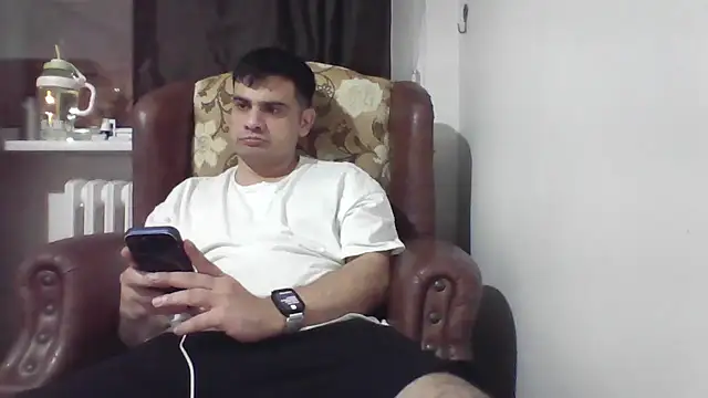 kocasosisli online show from April 4, 2026, 9:45 pm