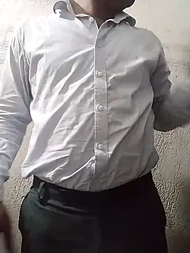 Dickdelhi online show from September 26, 2025, 12:31 pm