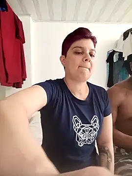 queemking online show from April 7, 2026, 7:25 pm