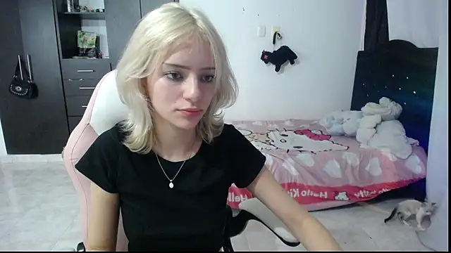 Elizabeth rose02 online show from November 11, 2025, 3:06 am