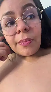 sweet shadil  online show from March 27, 2026, 2:28 pm