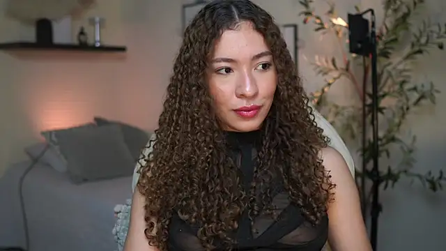 Snapshot of isabella-garcia- chatting on July 12, 2026, 1:24 pm isabella-garcia- online show from July 12, 2026, 1:24 pm