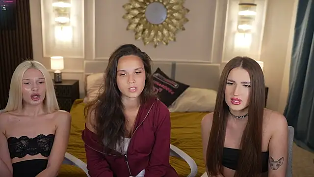 Goldie Flame online show from September 24, 2025, 7:28 pm