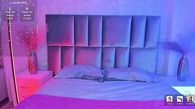 Camila Rivers online show from April 13, 2026, 12:21 pm