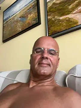 Snapshot of Renebisex chatting on July 12, 2026, 12:40 pm Renebisex online show from July 12, 2026, 12:40 pm