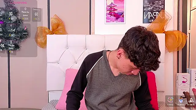 Snapshot of Axel__Evans chatting on December 16, 2025, 2:00 pm Axel Evans online show from December 16, 2025, 2:00 pm