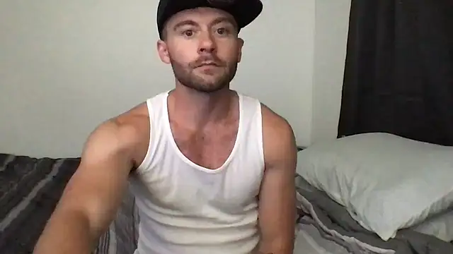 Snapshot of bentleysmooth chatting on August 6, 2026, 11:28 pm bentleysmooth online show from August 6, 2026, 11:28 pm