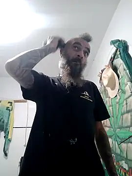 Snapshot of Zk1980 chatting on November 3, 2025, 7:48 pm Zk1980 online show from November 3, 2025, 7:48 pm