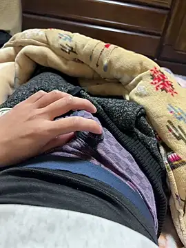 Snapshot of rrrrrriyyffhyeeee chatting on January 18, 2026, 3:38 pm rrrrrriyyffhyeeee online show from January 18, 2026, 3:38 pm