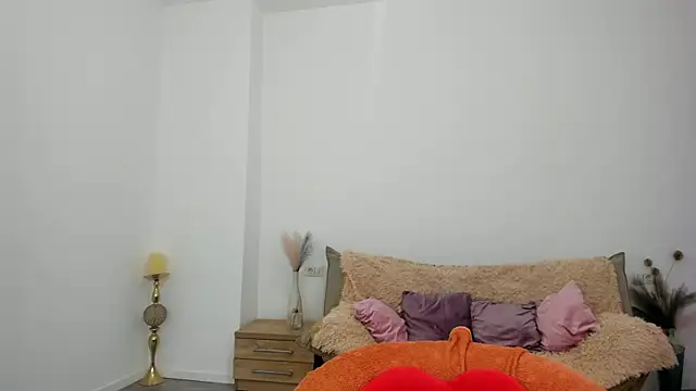 Kylie Kathy online show from September 13, 2025, 7:02 pm