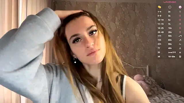 Snapshot of miainheat chatting on September 20, 2025, 8:04 am miainheat online show from September 20, 2025, 8:04 am