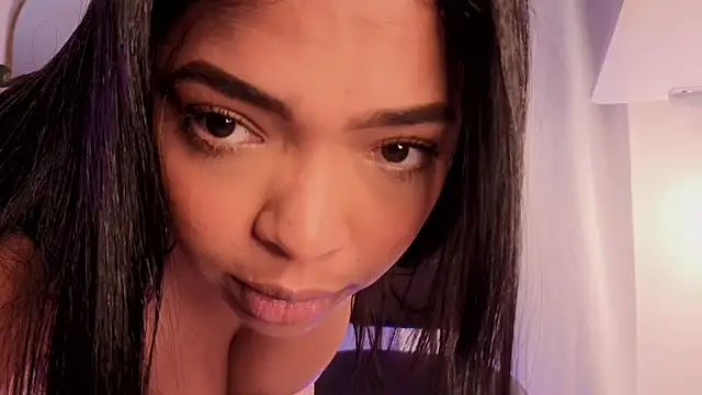 Snapshot of VickyGrey chatting on November 14, 2025, 6:17 pm VickyGrey online show from November 14, 2025, 6:17 pm