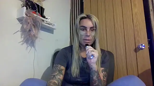 Snapshot of poppyinga1 chatting on February 23, 2026, 4:48 pm poppyinga1 online show from February 23, 2026, 4:48 pm